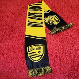 New Mexico United Black and Yellow Scarf